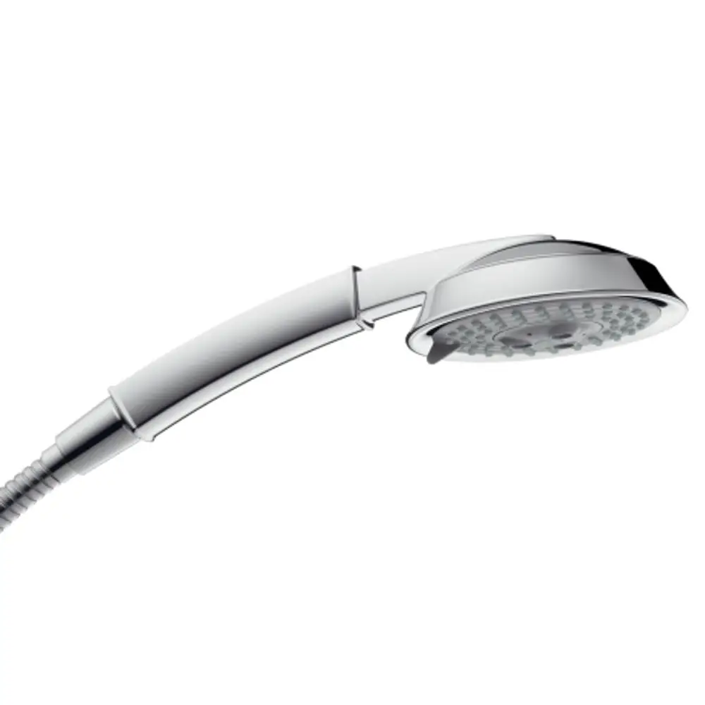 Hansgrohe Handbrause in Chrom-Optik mit runder Duschkopfoberfläche und Schlauch. Design für unterschiedliche Strahlarten.